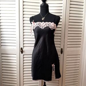 Vintage Victoria's Secret Angels Black and Pink Lace Slip Sz S Coquette Babydoll